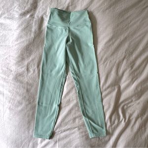Alo seafoam high waist soft Flo leggings size S